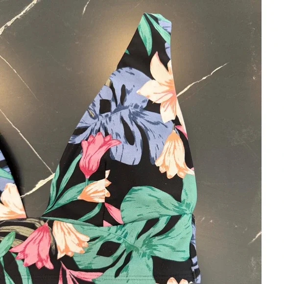 Hollister Swim Womens Medium Black Tropical Floral Wrap Triangle Bikini Set M - Picture 3 of 11